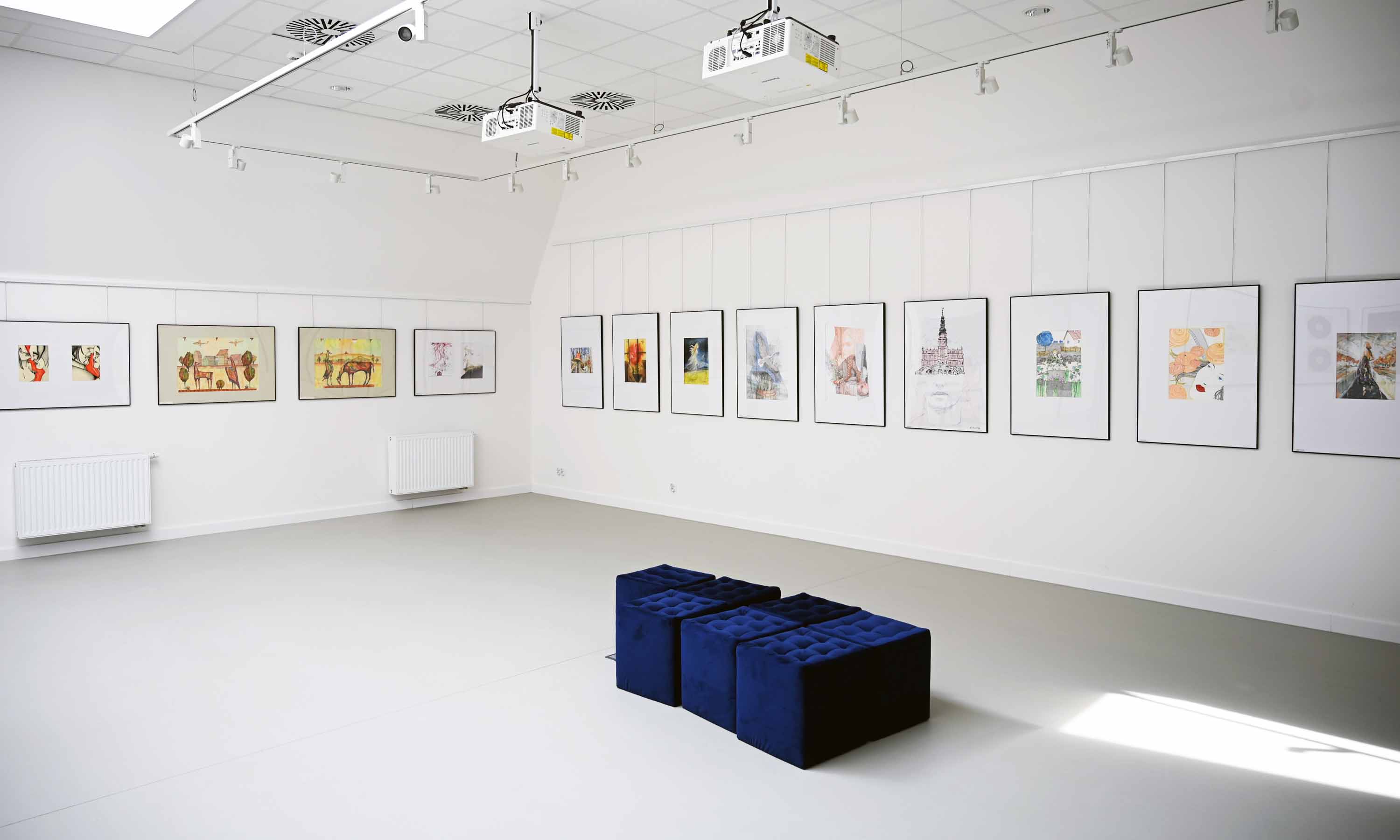 ,,Ocalić od zapomnienia' Marek Grechuta -wystawa ilustracji.